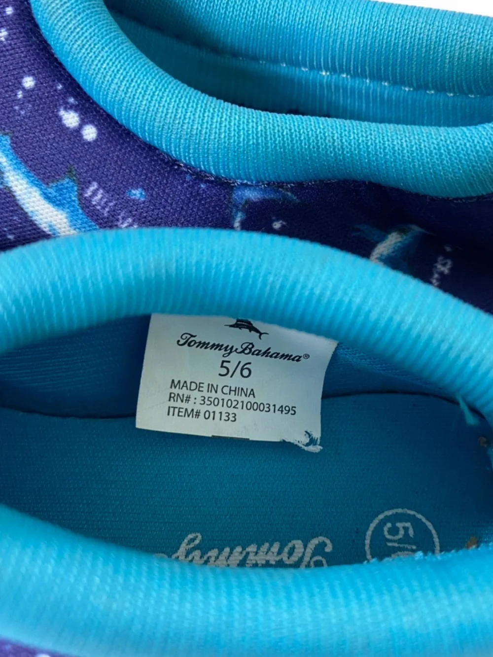 Tommy Bahama Kids Water Shoes Size 5/6 Blue Shark Print Aqua Beach Swim Shoes